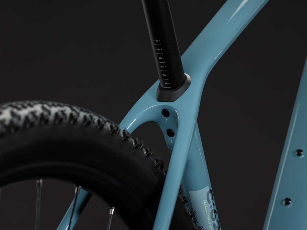 Cube Reaction C:62 ONE surfblue´n´black 2027