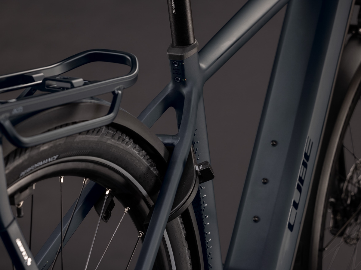 Cube Kathmandu Hybrid Pro 800 Men coal´n´black 2027