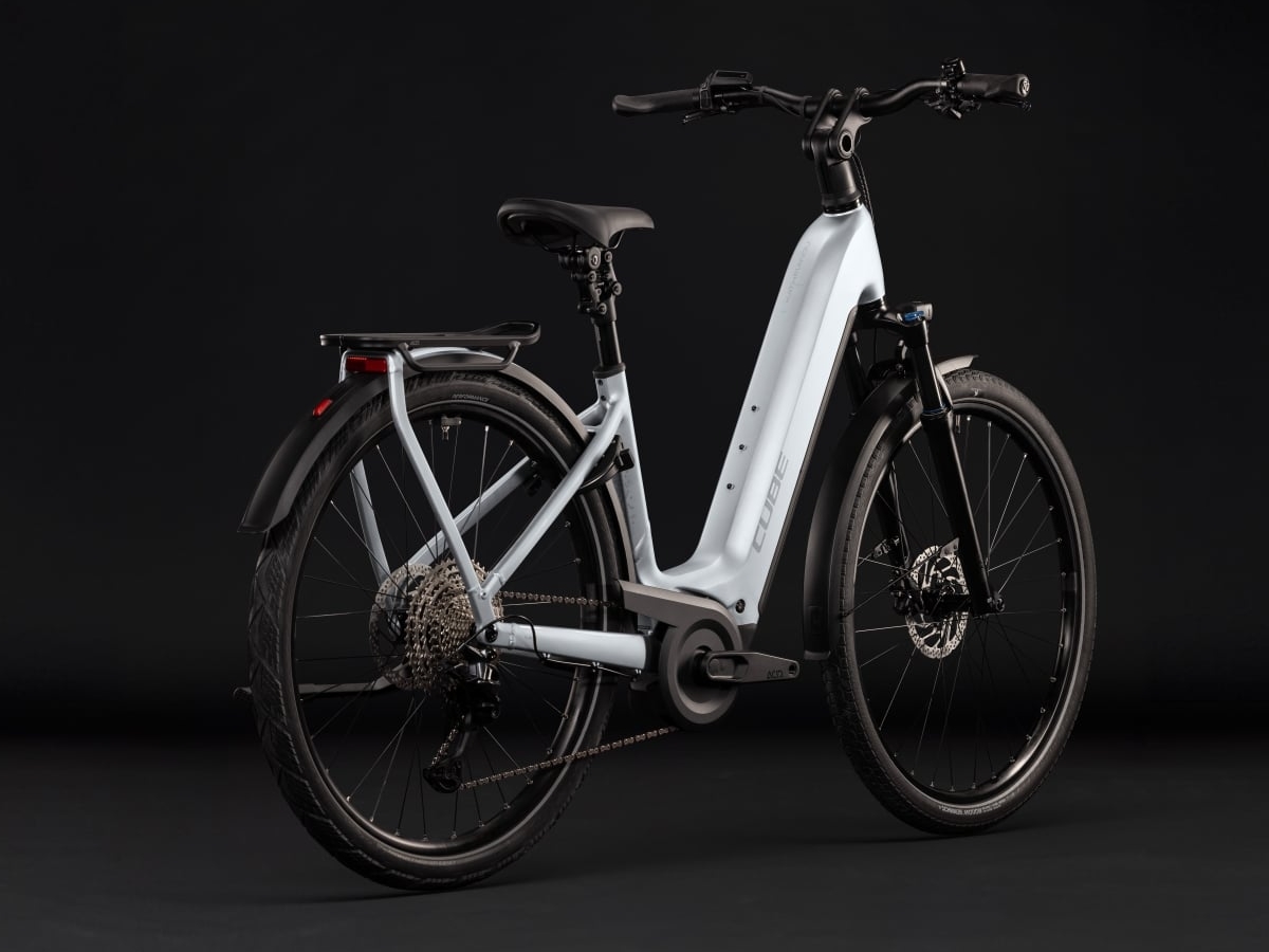 Cube Kathmandu Hybrid ONE 800 Easy Entry silverstar´n´reflex 2027