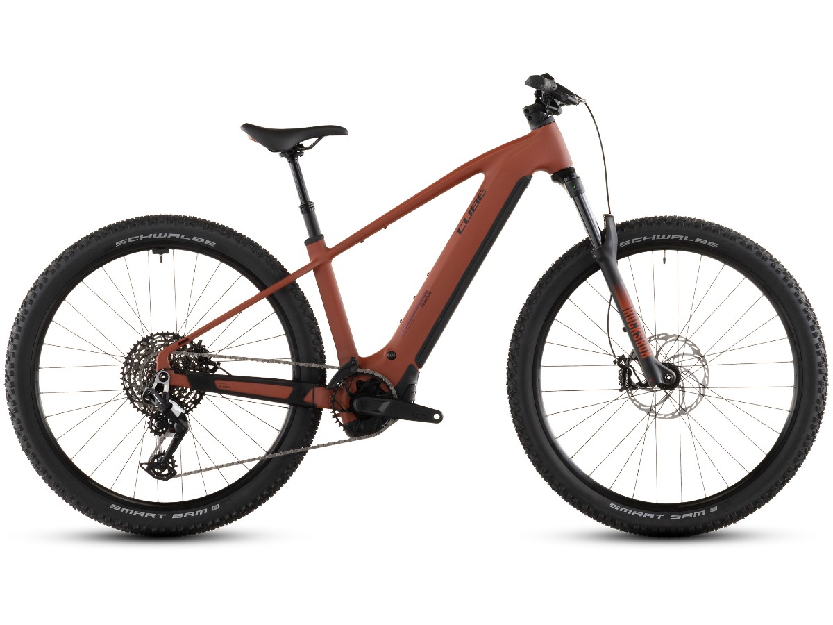 Cube Reaction Hybrid Race 800 amber´n´black 2026 bei Fahrrad Hoblik, Fahrrad-Spezialist aus Brand-Erbisdorf seit 1988, online kaufen Cube Reaction Hybrid Race 800 amber´n´black 2026 bei Fahrrad Hoblik, Fahrrad-Spezialist aus Brand-Erbisdorf seit 1988, online kaufen