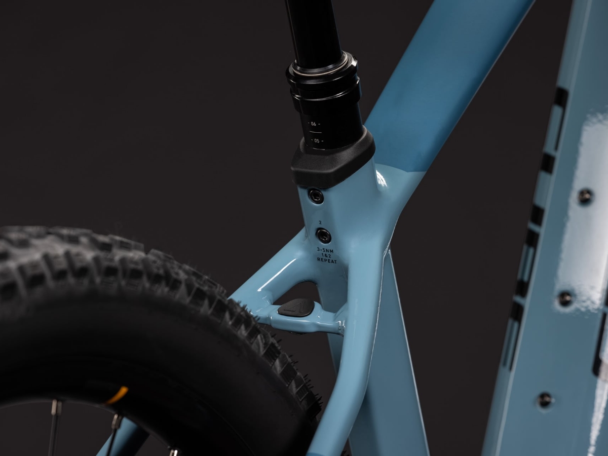 Cube Reaction Hybrid Rookie 540 surfblue´n´black 2027