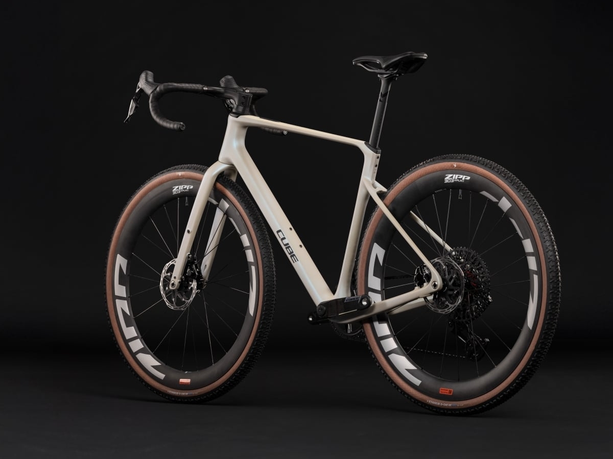 Cube Nuroad C:62 SLX glintsand´n´black 2027