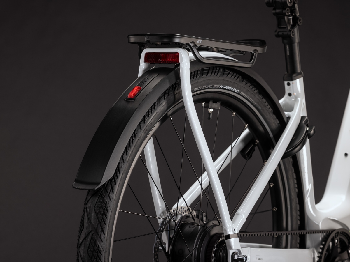 Cube Kathmandu Hybrid Deluxe Pro 800 Easy Entry metallicwhite´n´chrome 2027