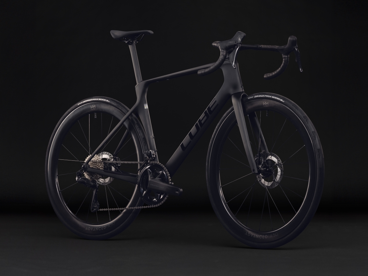 Cube Agree C:62 Pro carbon´n´black 2027
