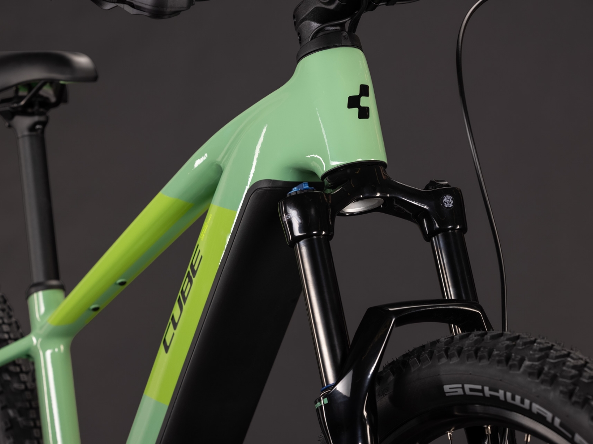 Cube Reaction Hybrid ONE 720 cactus´n´black 2027
