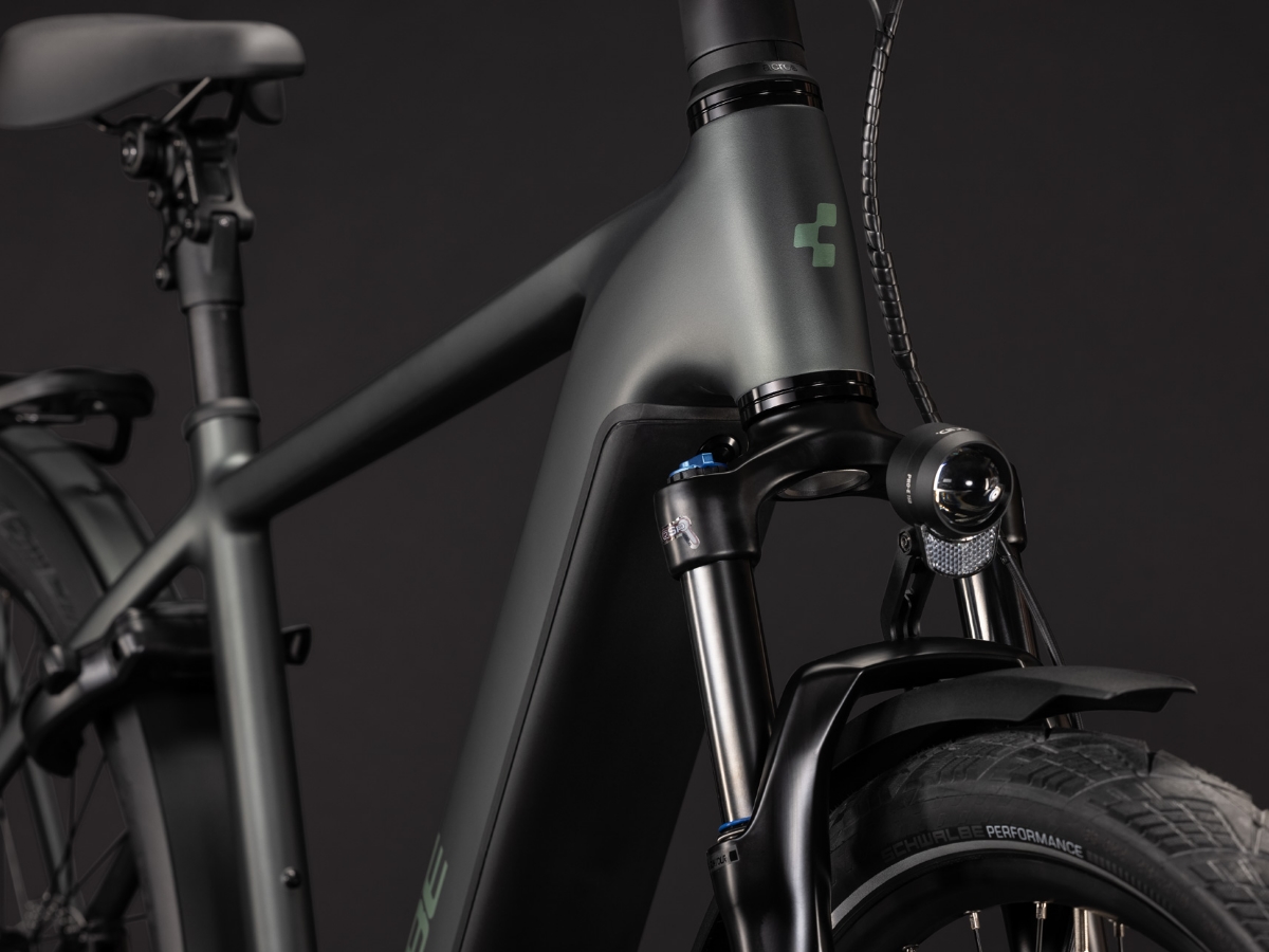 Cube Kathmandu Hybrid Deluxe Pro 800 Men blackforest´n´chrome 2027