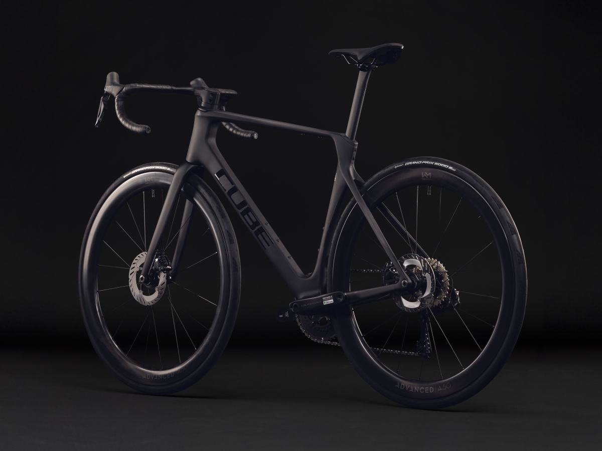 Cube Agree C:62 Pro carbon´n´black 2027