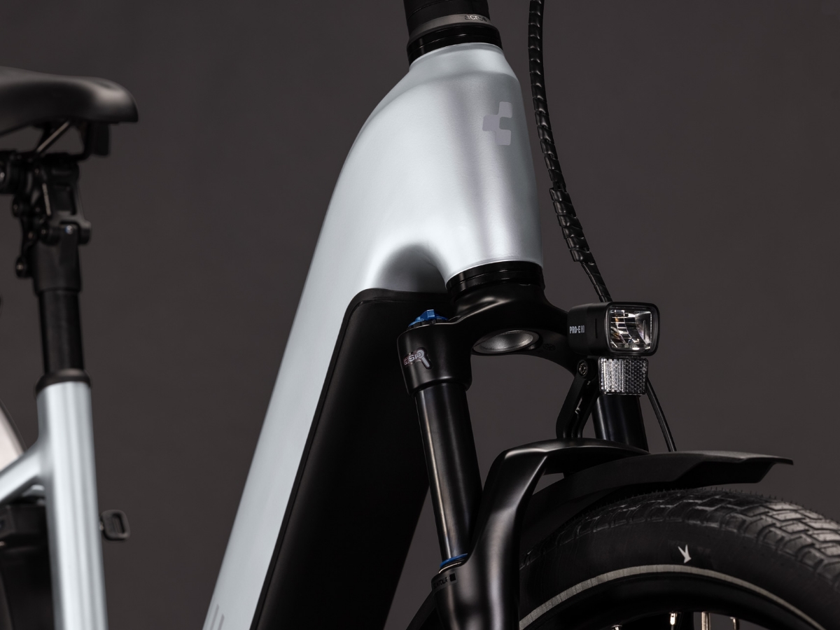 Cube Kathmandu Hybrid ONE 800 Easy Entry silverstar´n´reflex 2027