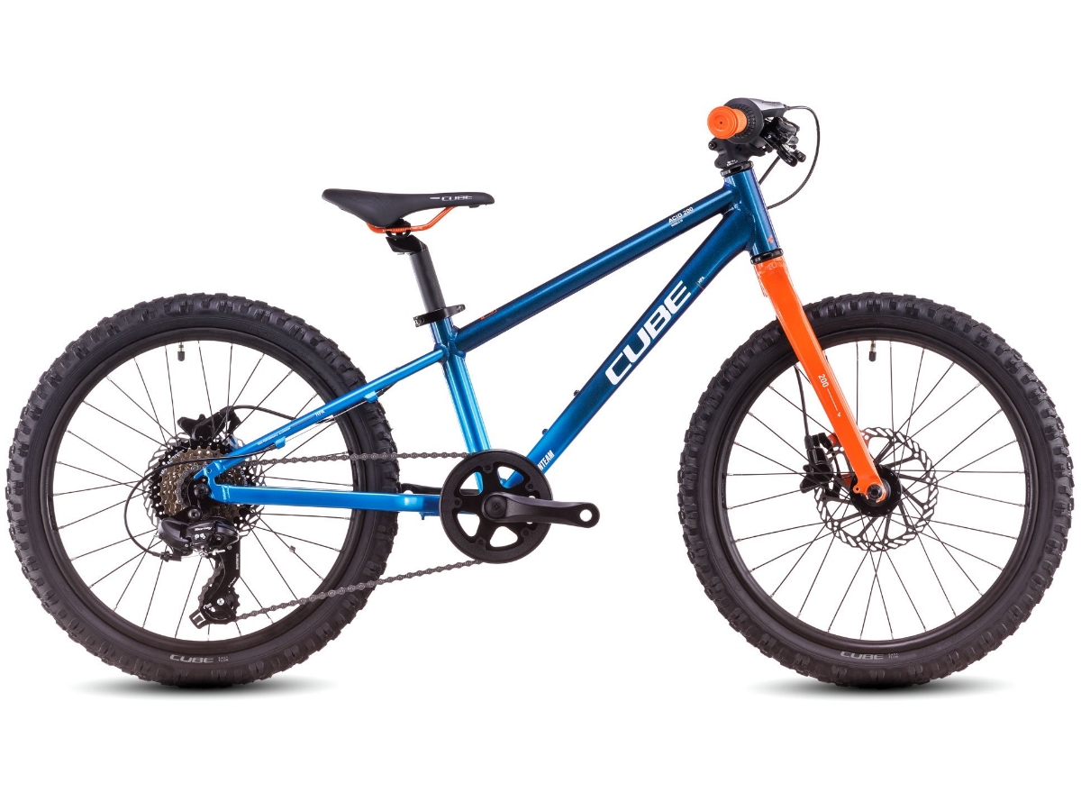 Cube Acid 200 Disc actionteam 2025 / 2026 bei Fahrrad Hoblik, Fahrrad-Spezialist aus Brand-Erbisdorf seit 1988, online kaufen Cube Acid 200 Disc actionteam 2025 / 2026 bei Fahrrad Hoblik, Fahrrad-Spezialist aus Brand-Erbisdorf seit 1988, online kaufen