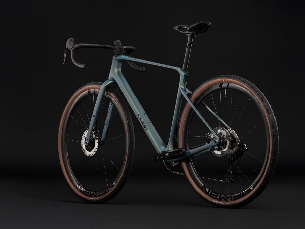 Cube Nuroad C:62 Race jungali´n´black 2027