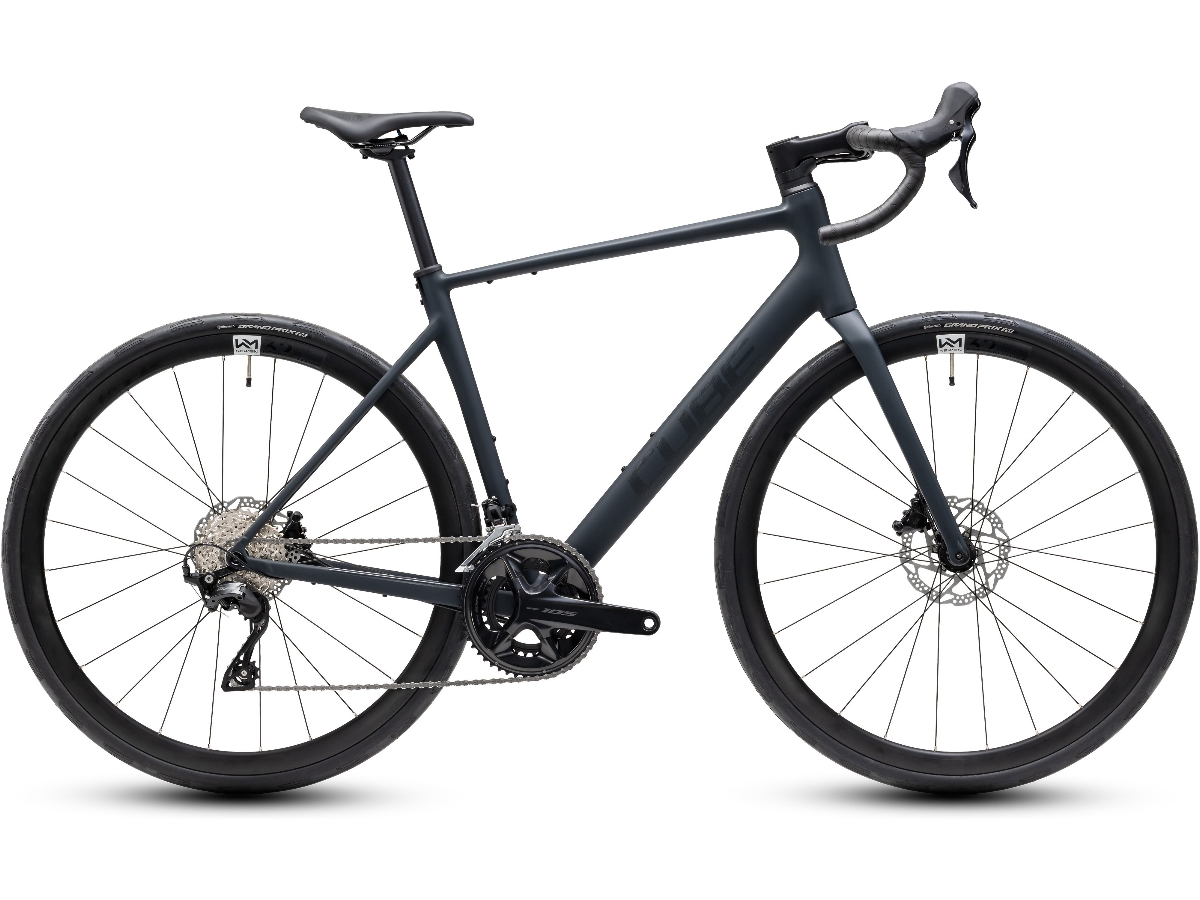 Cube Attain SLX black´n´chrome 2027 bei Fahrrad Hoblik, Fahrrad-Spezialist aus Brand-Erbisdorf seit 1988, online kaufen