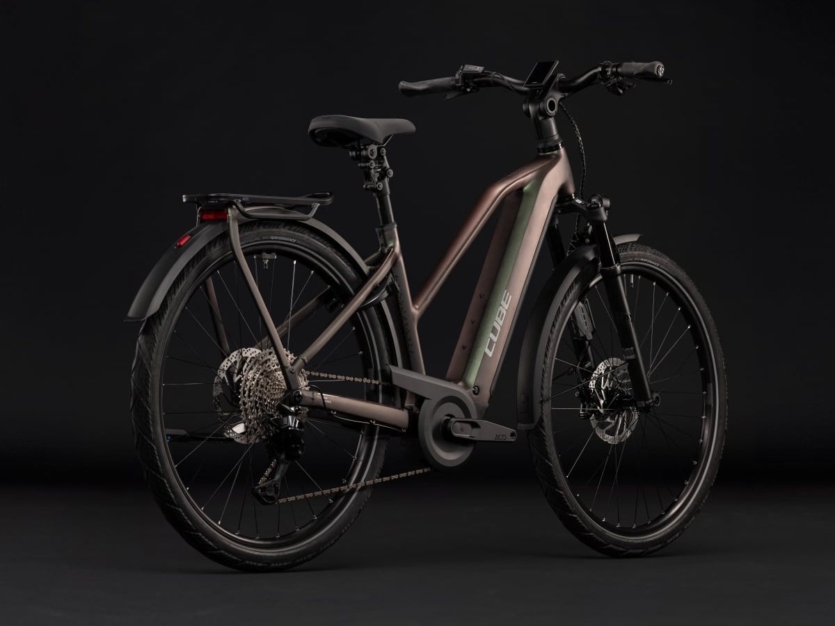 Cube Kathmandu Hybrid EXC 800 Trapez stellar´n´chrome 2027