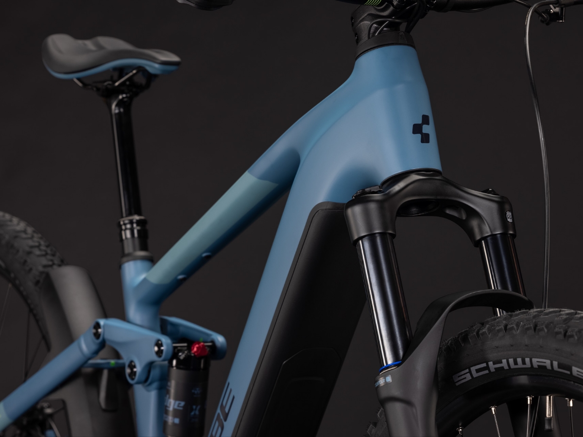 Cube Stereo Hybrid ONE22 Pro 800 bluesapphire´n´blue 2027