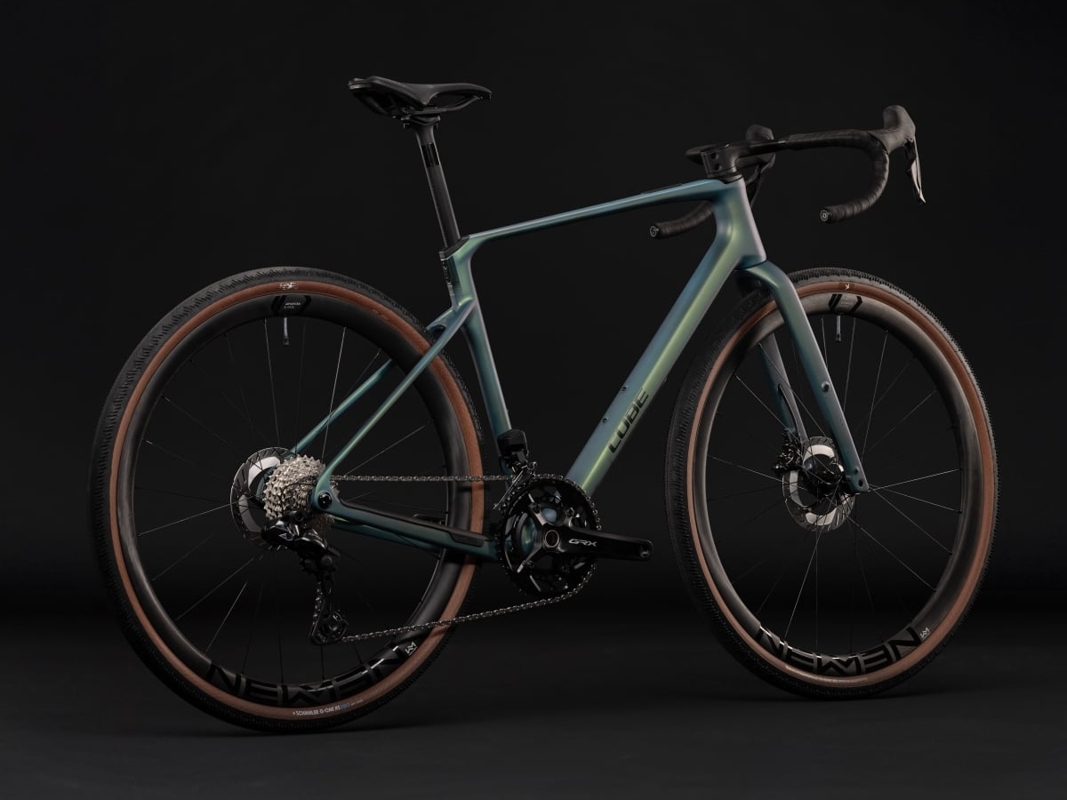 Cube Nuroad C:62 Race jungali´n´black 2027