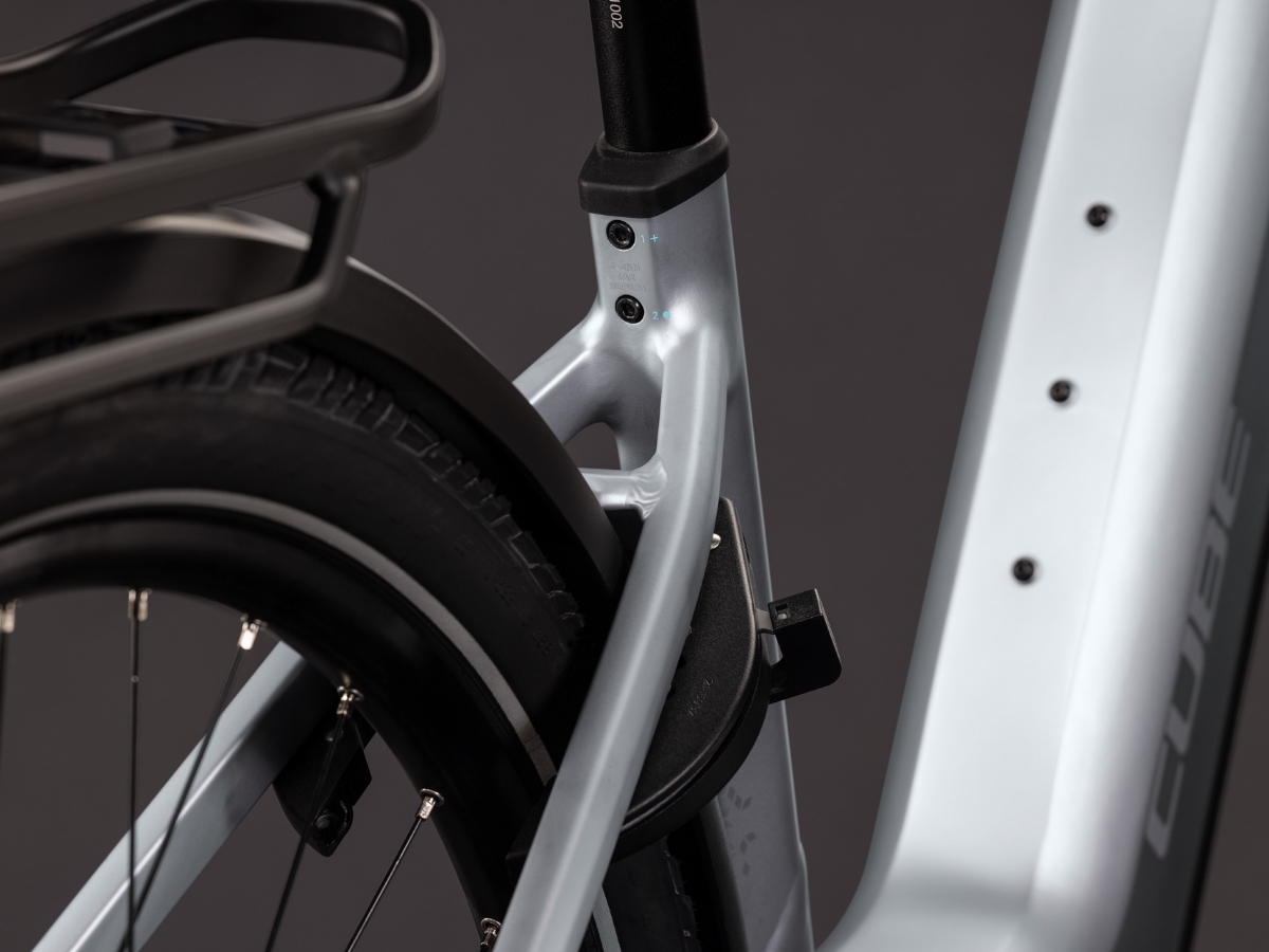 Cube Kathmandu Hybrid ONE 800 Easy Entry silverstar´n´reflex 2027