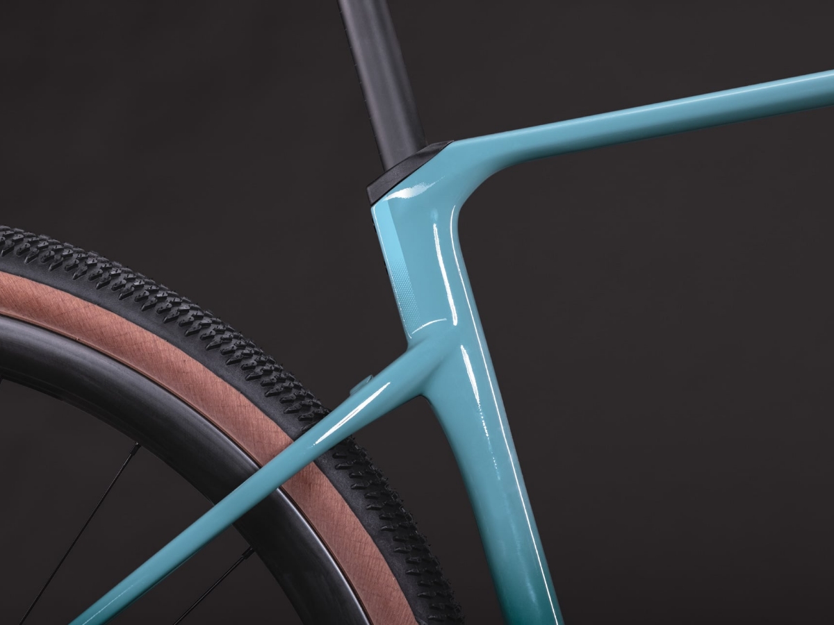 Cube Nuroad C:62 EX surfblue´n´black 2027
