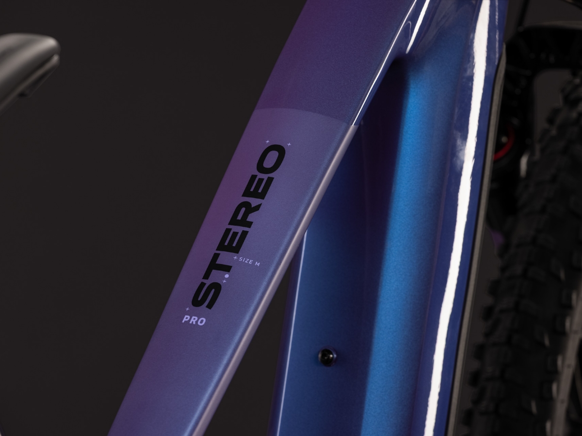 Cube Stereo Hybrid ONE44 Pro 800 blueiris´n´purple 2027