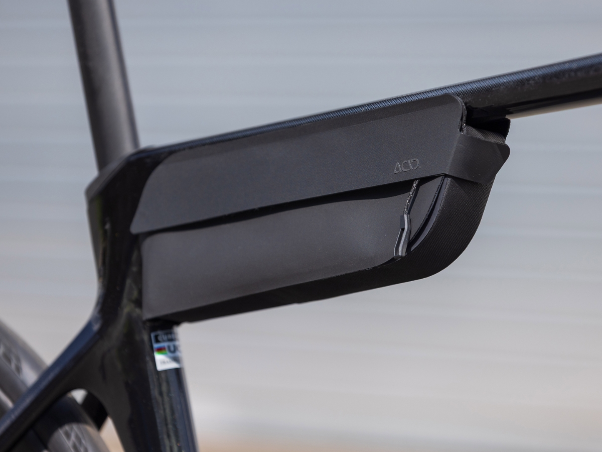 Cube Agree C:62 SLT blackpearl´n´switchwhite 2027