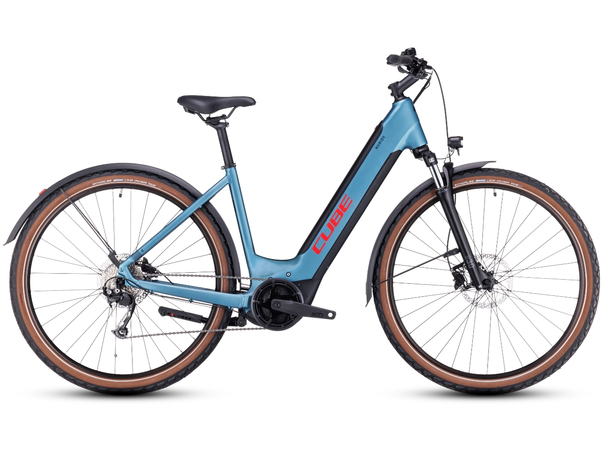 Cube Nuride Hybrid Performance 625 Allroad Easy Entry metalblue'n'red 2023 bei Fahrrad Hoblik, Fahrrad-Spezialist aus Brand-Erbisdorf seit 1988, online kaufen Cube Nuride Hybrid Performance 625 Allroad Easy Entry metalblue'n'red 2023 bei Fahrrad Hoblik, Fahrrad-Spezialist aus Brand-Erbisdorf seit 1988, online kaufen