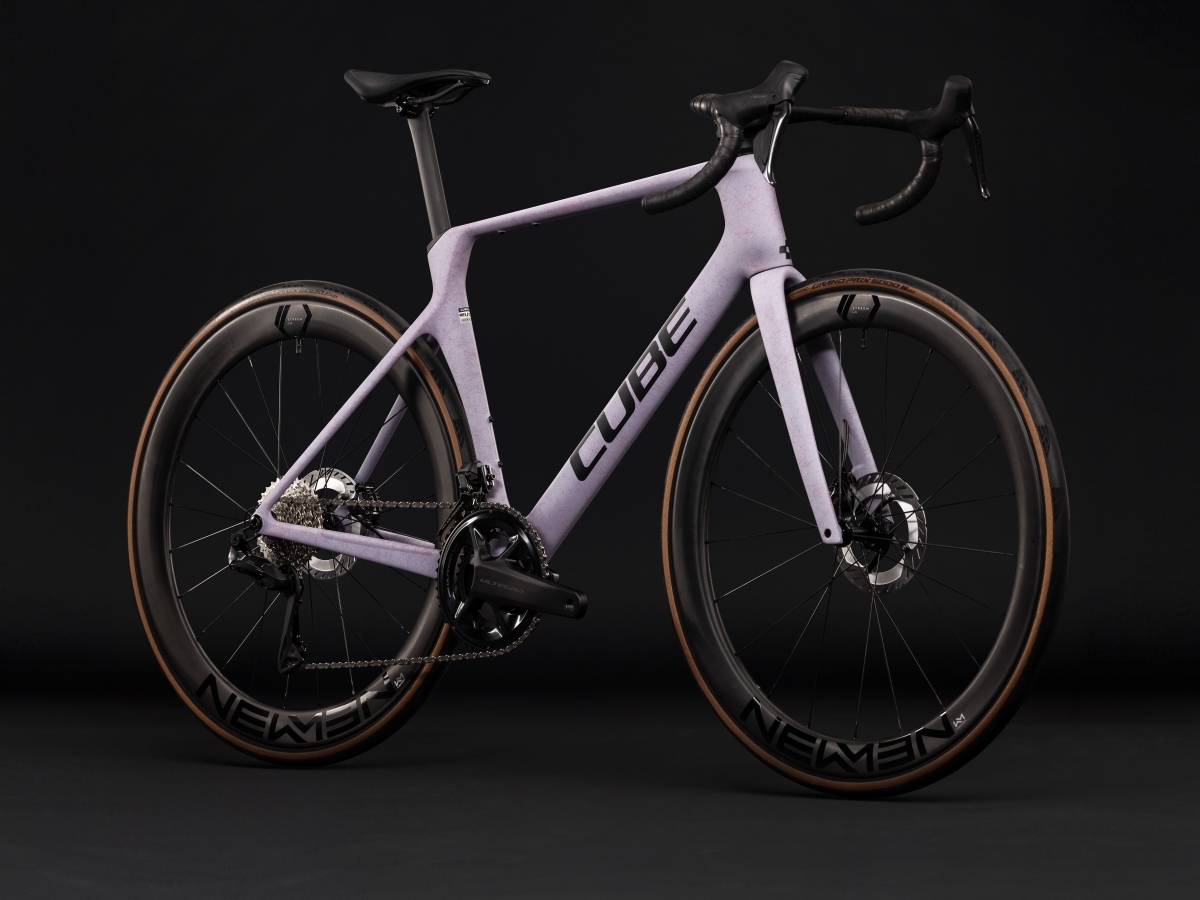 Cube Agree C:62 Race lilacfibre´n´black 2027