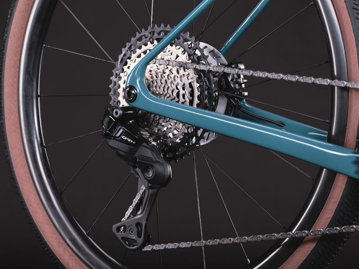 Cube Nuroad C:62 EX surfblue´n´black 2027