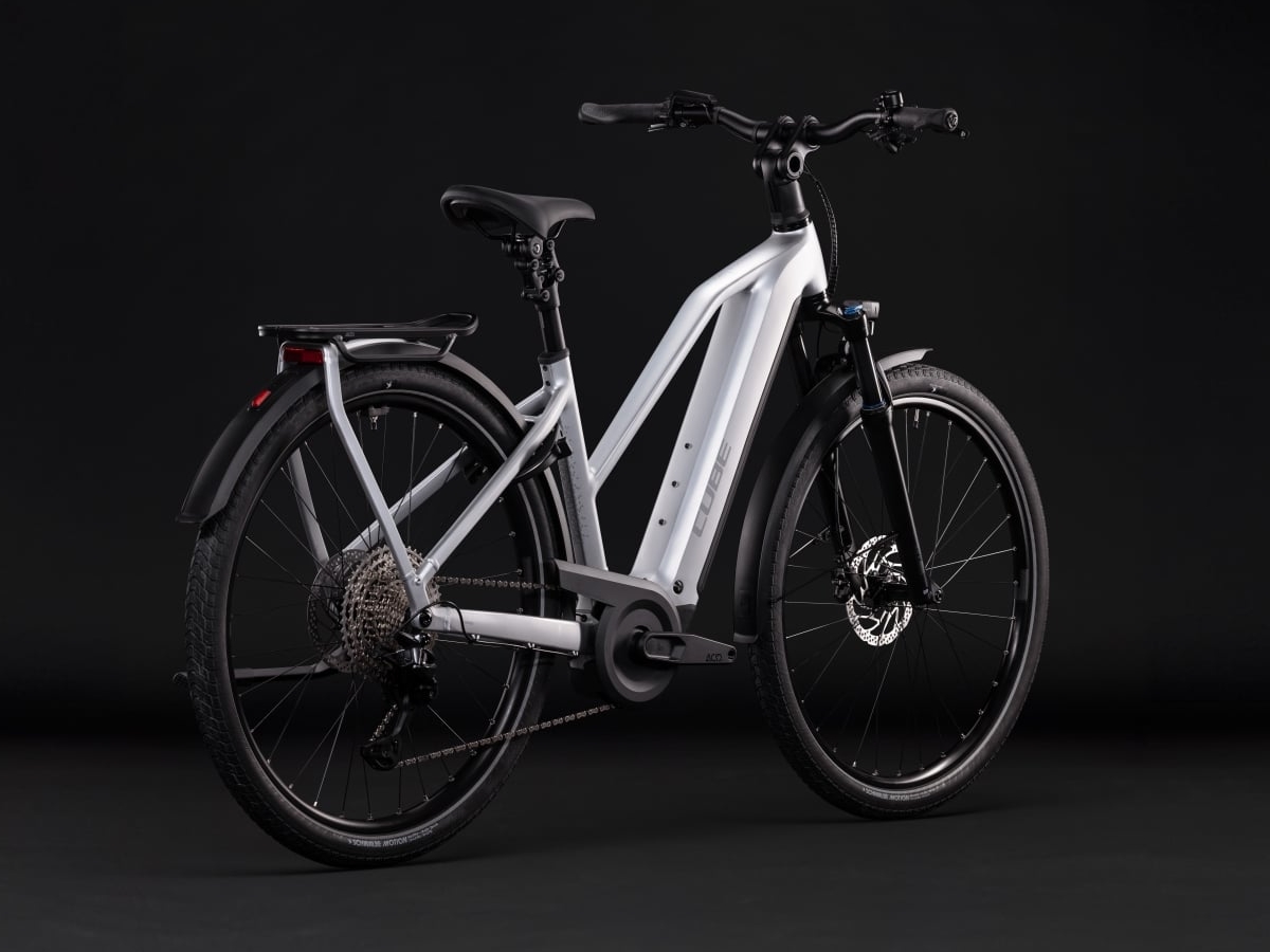 Cube Kathmandu Hybrid ONE 800 Trapez silverstar´n´reflex 2027
