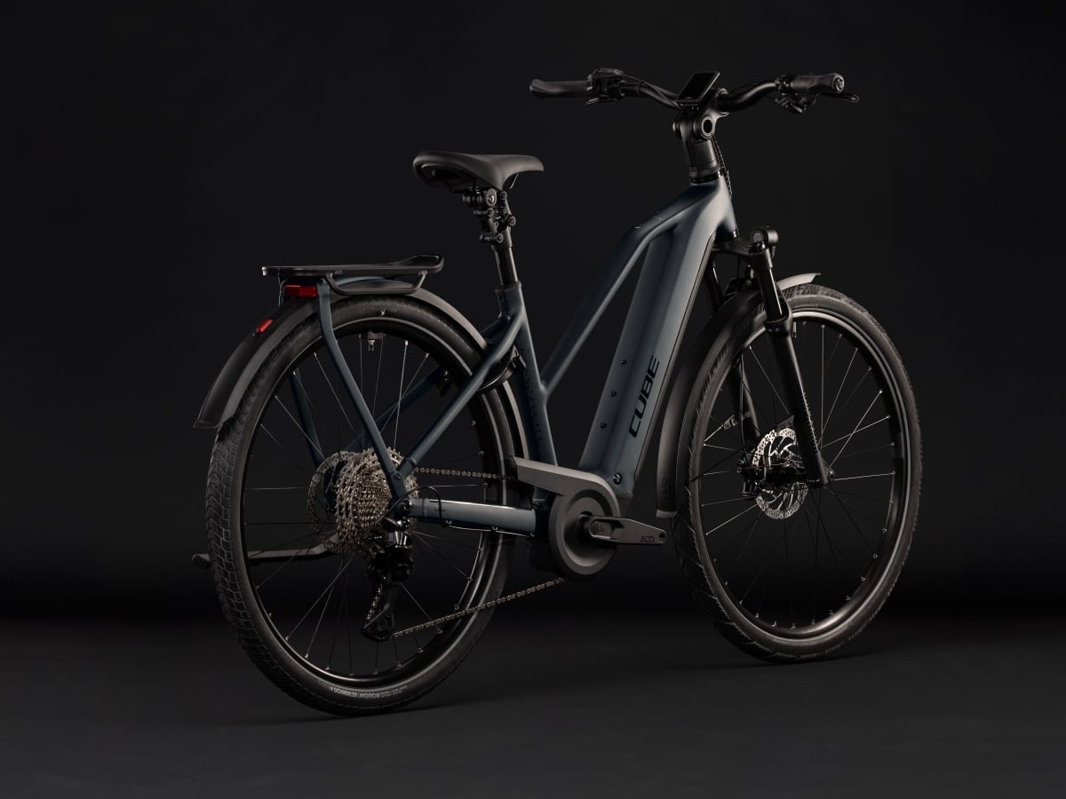 Cube Kathmandu Hybrid Pro 800 Trapez coal´n´black 2027