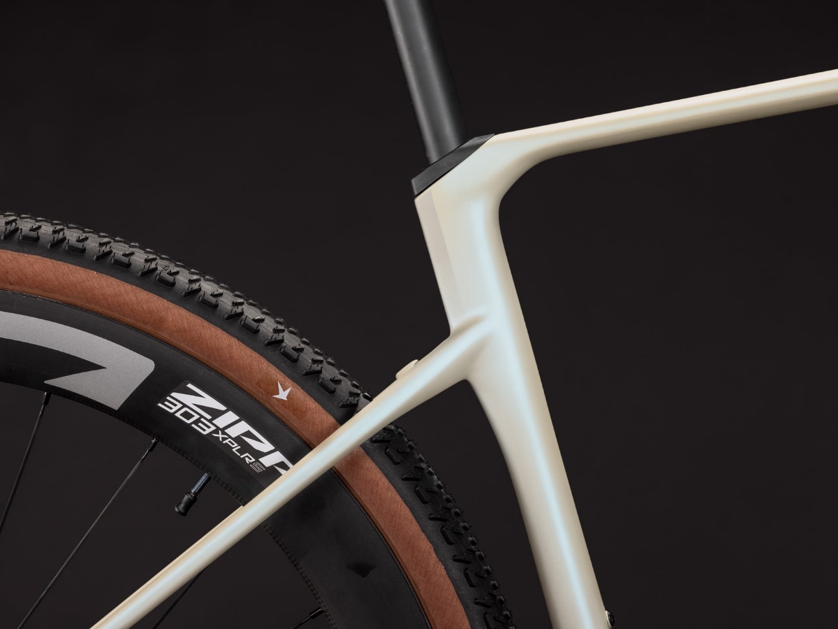 Cube Nuroad C:62 SLX glintsand´n´black 2027