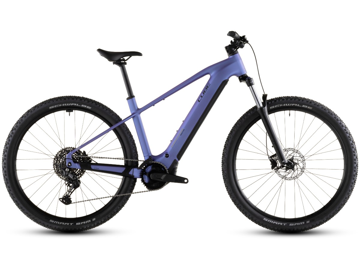 Cube Reaction Hybrid ONE 800 blueiris´n´reflect 2026 bei Fahrrad Hoblik, Fahrrad-Spezialist aus Brand-Erbisdorf seit 1988, online kaufen