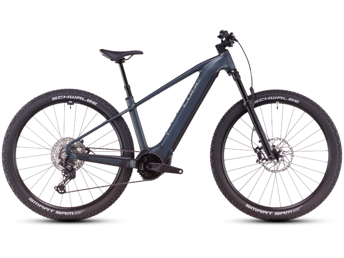 Cube Reaction Hybrid SLX 800 sagebrushgreen´n´prism 2025 bei Fahrrad Hoblik, Fahrrad-Spezialist aus Brand-Erbisdorf seit 1988, online kaufen Cube Reaction Hybrid SLX 800 sagebrushgreen´n´prism 2025 bei Fahrrad Hoblik, Fahrrad-Spezialist aus Brand-Erbisdorf seit 1988, online kaufen