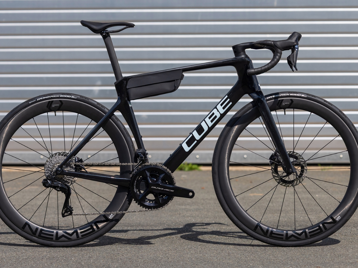 Cube Agree C:62 SLT blackpearl´n´switchwhite 2027