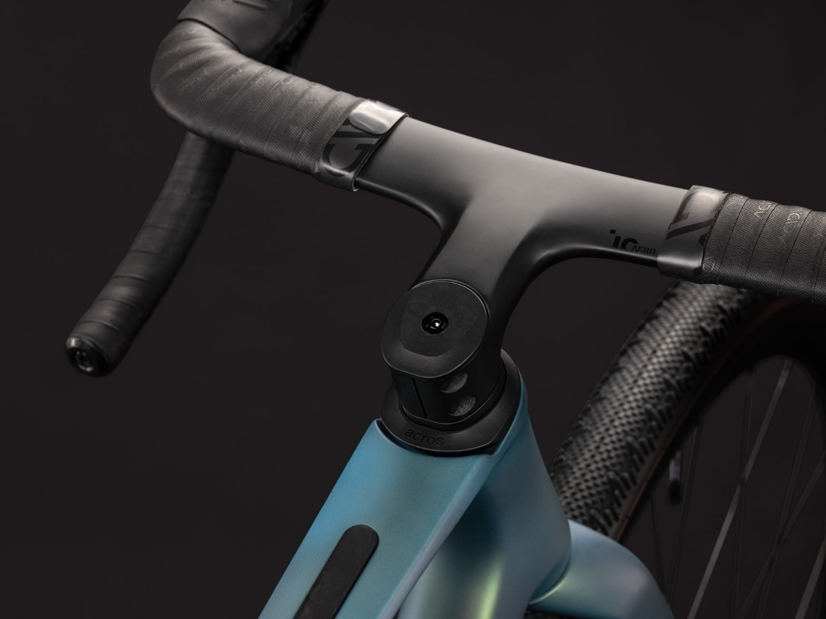 Cube Nuroad C:62 Race jungali´n´black 2027