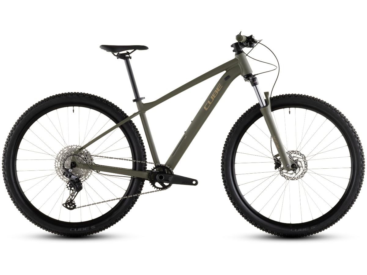 Cube Aim SLX dustyolive´n´gold 2026 bei Fahrrad Hoblik, Fahrrad-Spezialist aus Brand-Erbisdorf seit 1988, online kaufen