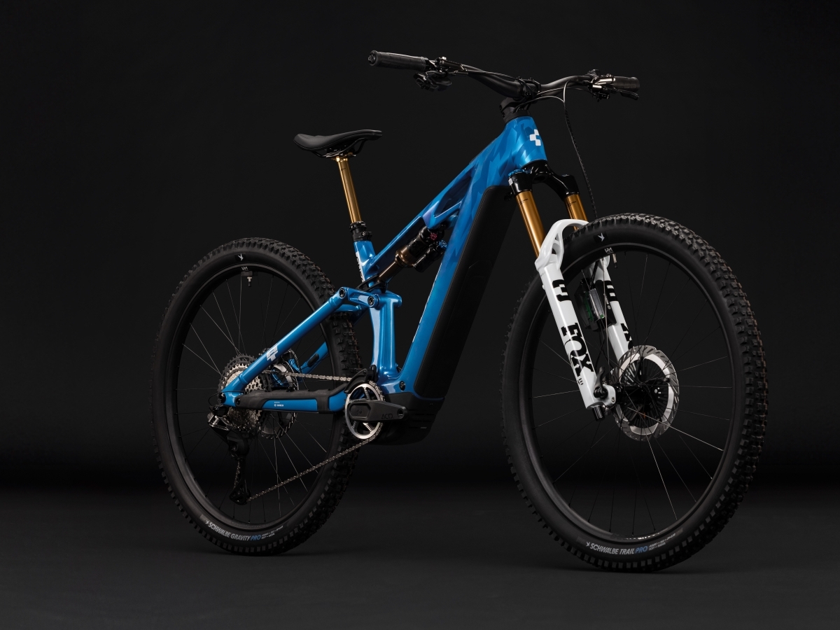 Cube Stereo Hybrid ONE44 HPC AT 800 actionteam 2027